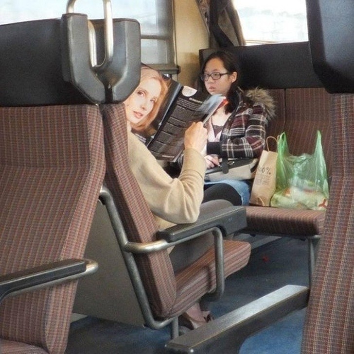 Czyżby na mnie zerkała? :D