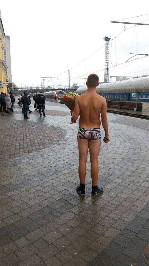 9. Czekając na narzeczoną 